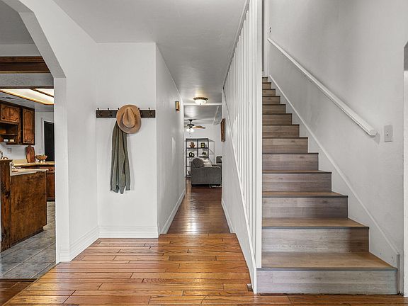 5th image of 2795 Carolee Ct