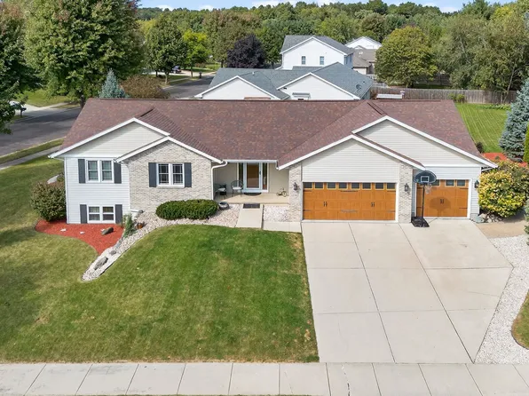 6783 Bootmaker Way, Windsor, WI 53598