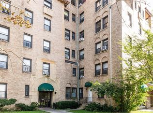 1 The Blvd APT 1F, New Rochelle, NY 10801