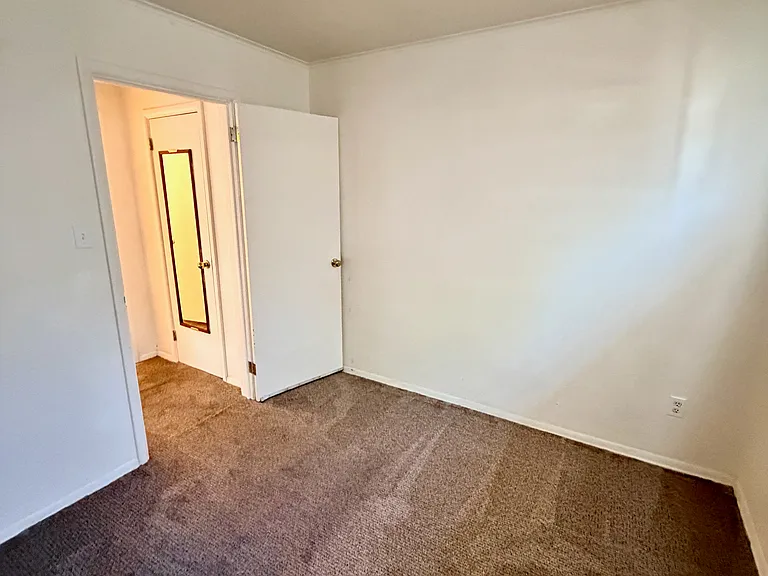 1825 6th Ave N #8 — Photo 7