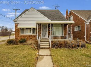 7401 Steadman St, Dearborn, MI 48126