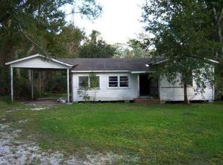3606 Magnolia St, Moss Point, MS 39563