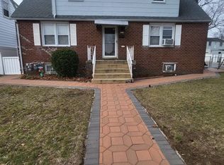 52 Ormonde Blvd, Valley Stream, NY 11580