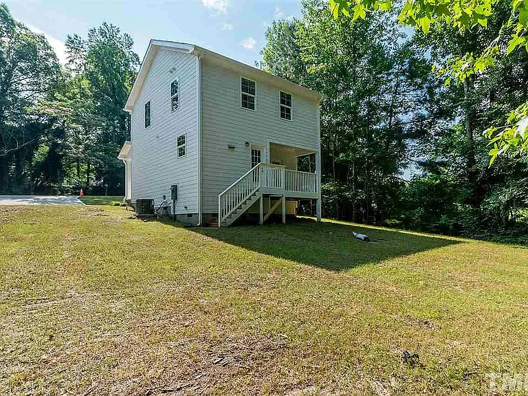 2526 Sumter — Photo 29