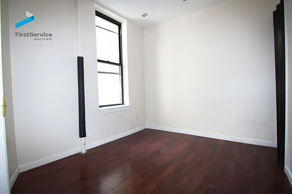 Rented by FirstService Realty (legacy) | media 30