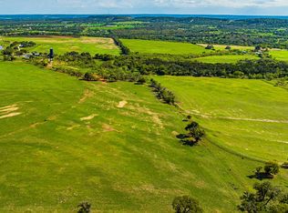 1105 N Middle Creek Rd, Fredericksburg, TX 78624