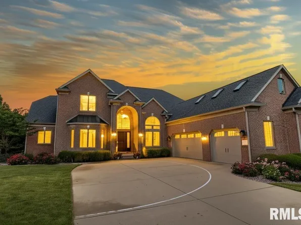 10723 N Trails Edge Dr, Peoria, IL 61615