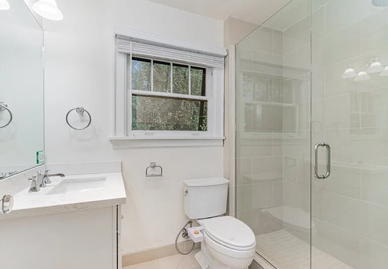 2906 Harvard Ave E #UPPER — Photo 29