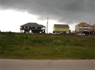 1136 Gulfview Rd, Crystal Beach, TX 77650