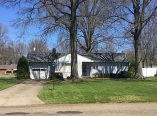 1817 N Walnut St, Dover, OH 44622