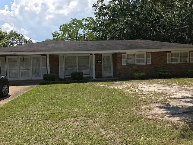 1601 Cahill Dr