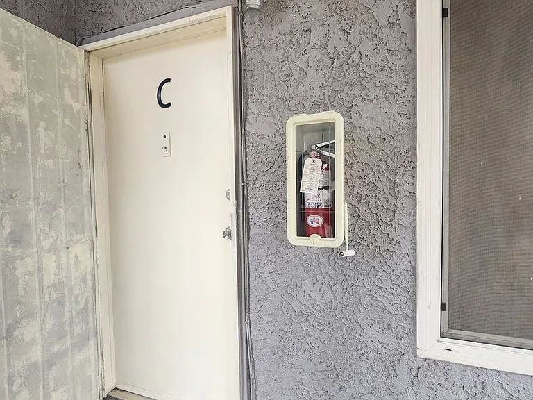 4610 Elk Springs Ave — Photo 1