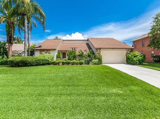3857 Prairie Dunes Dr, Sarasota, FL 34238