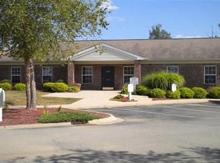 Shaker Square, Lebanon, IN 46052