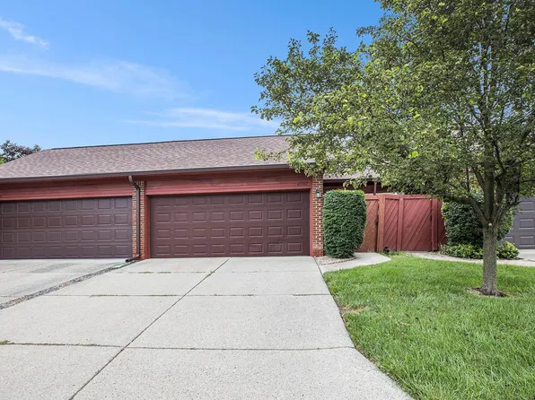 42142 Toddmark Ln, Clinton Township, MI 48038