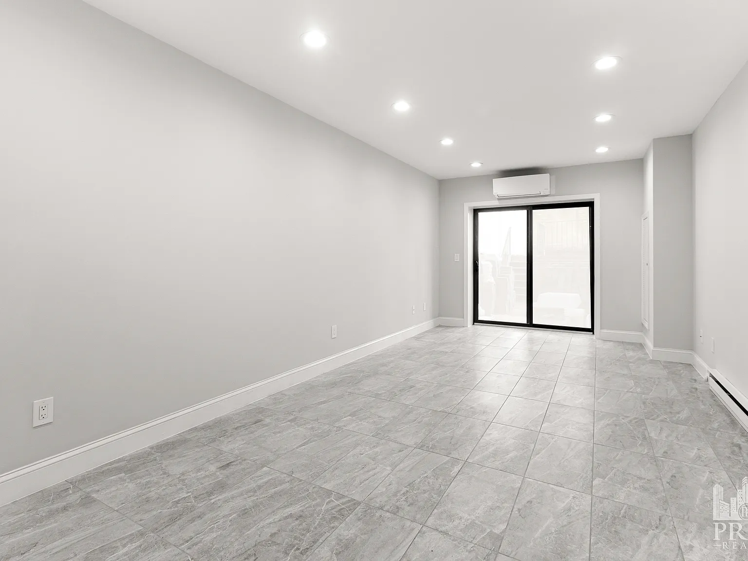 312 East 83rd Street — Photo 3