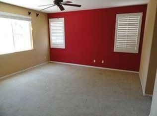 2075 Silver Drop Ln, Hemet, CA 92545