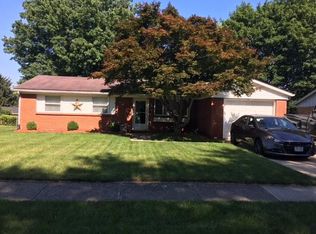 206 Oswald Dr, Englewood, OH