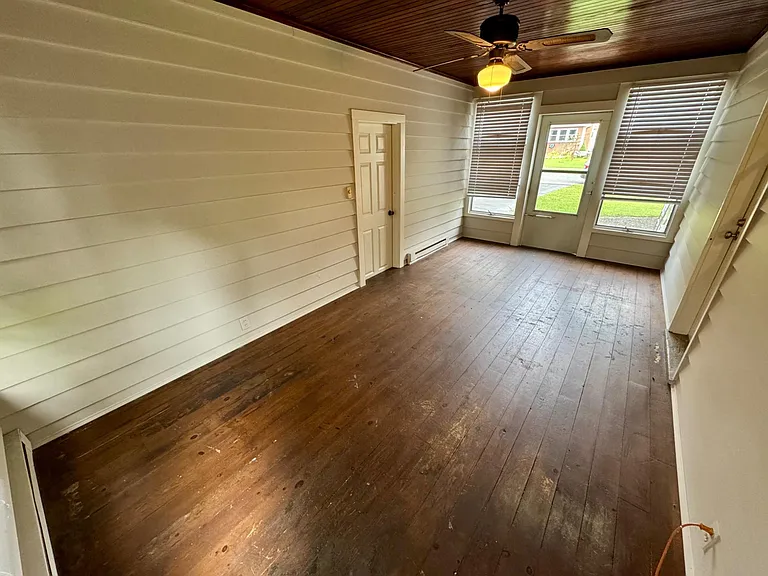 416 Townsend Rd — Photo 20