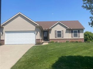 9 Glacier Ln, Delta, OH 43515