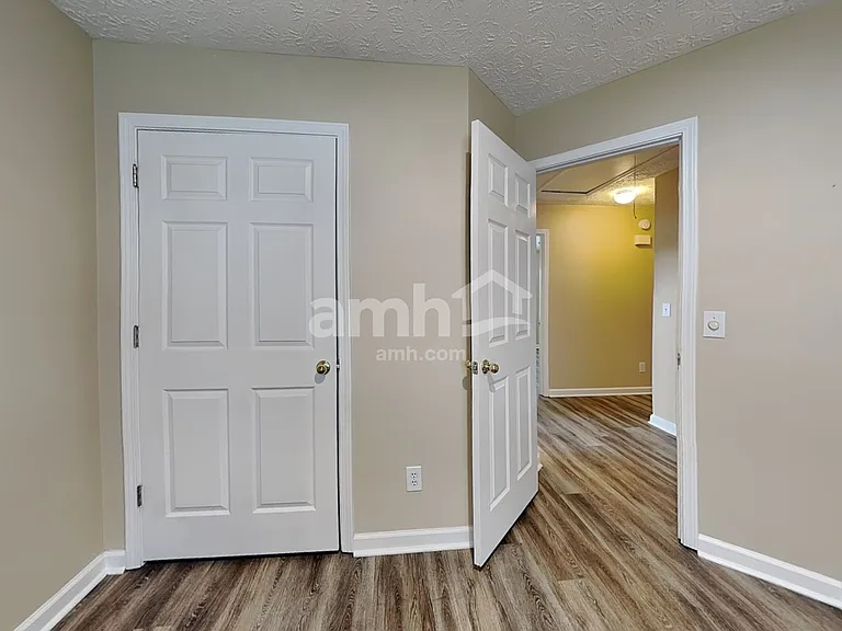 2510 Baysridge Dr NW — Photo 17
