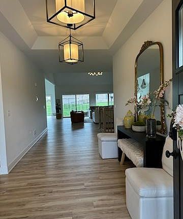 3rd image of 7482 Mayfield Dr