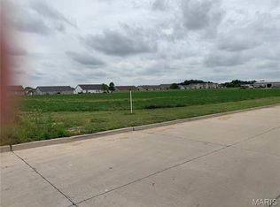 13964 Best One Dr, Breese, IL 62230