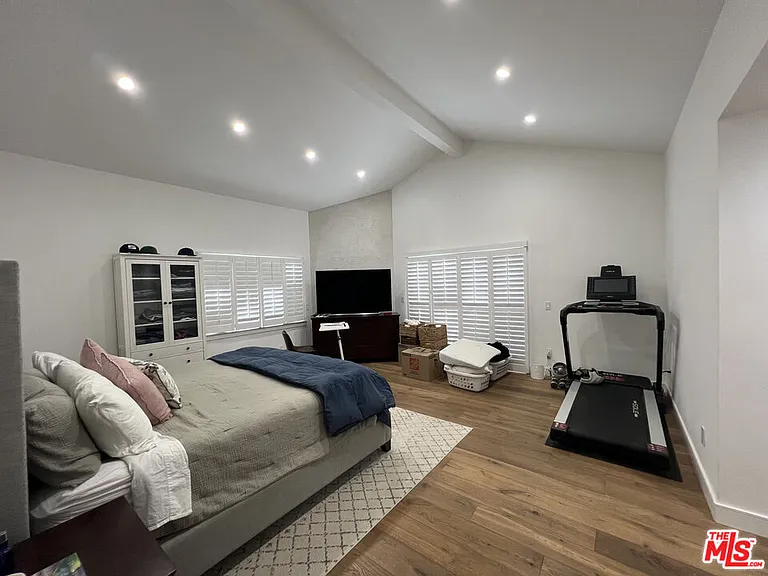 3350 McLaughlin Ave — Photo 11