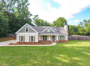 302 River Mansion Dr, Jefferson, GA 30549