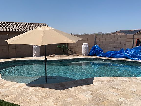 fantastic pool, maintenance included