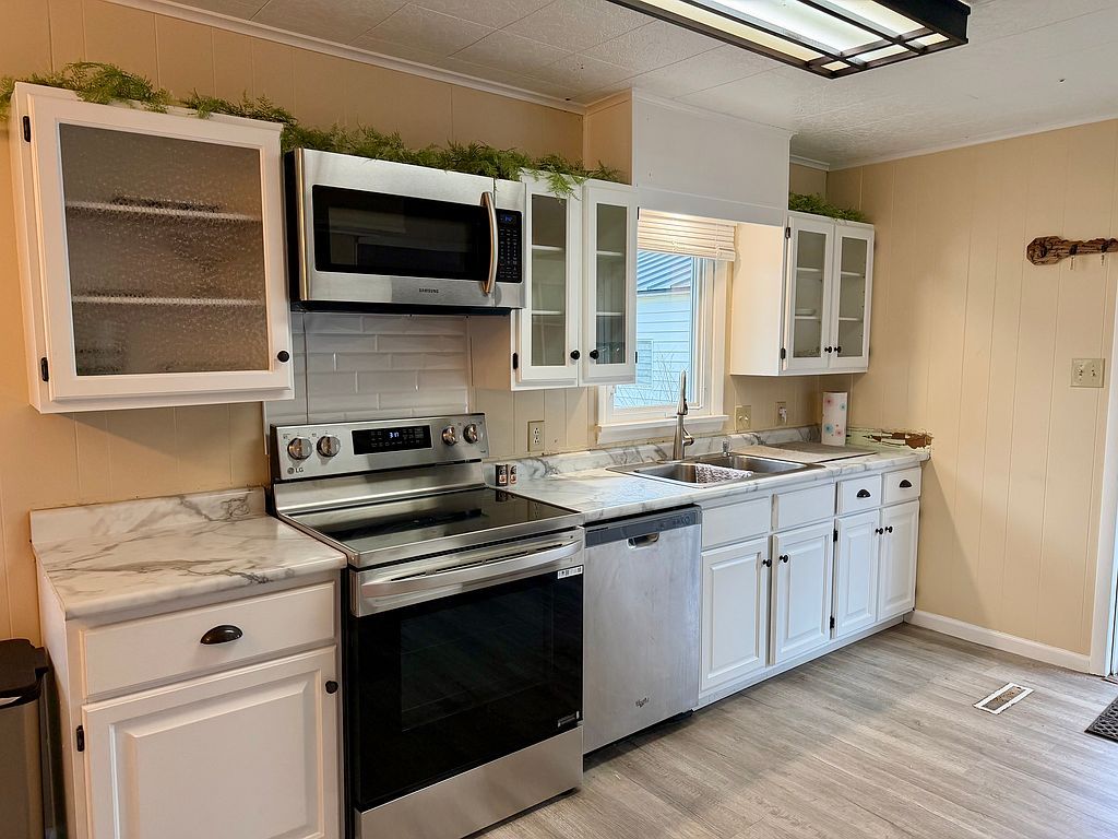 421 S Pike St - Property Image
