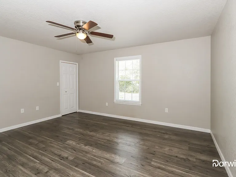 13716 Coronado Dr — Photo 12