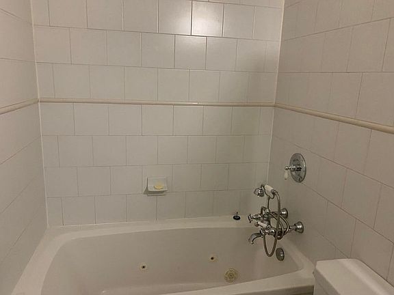 5th image of 156 W 123rd St APT 4