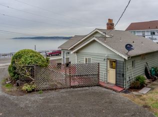 28760 Redondo Beach Dr S, Seattle, WA 98198