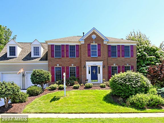 3rd image of 13946 S Springs Dr