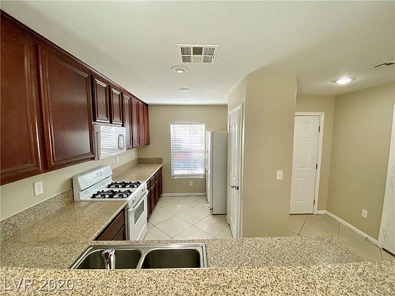 5th image of 4260 Perfect Drift St