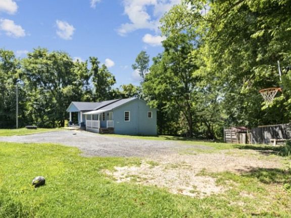 3rd image of 559 Palmyra Rd