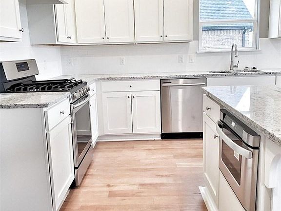 3rd image of 4400 Flagstone Blvd