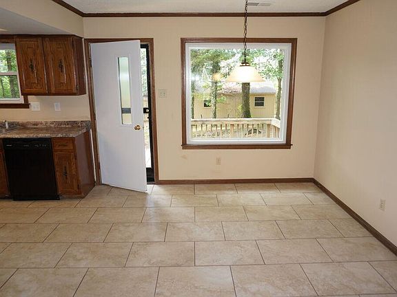 5th image of 8499 Kettering Dr