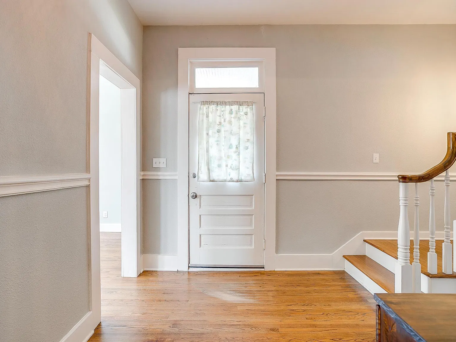 3 bed, 2.5 bath, 2000 sqft, $3,200 — Photo 4
