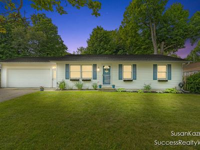 111 1st Ave, Plainwell, MI, 49080