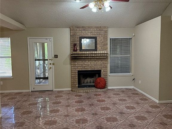 3rd image of 3405 Granite Dr