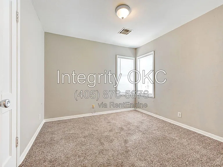 416 Reed Pl — Photo 26