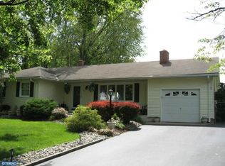 50 Rockland Rd, Ewing, NJ 08638