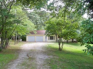 3975 E Cantrell St, Decatur, IL 62521