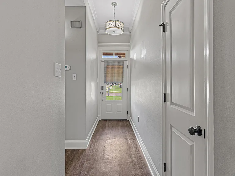 25367 Black Lake Ave — Photo 3