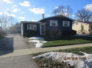 2017 Harding Ave, Waukegan, IL 60085