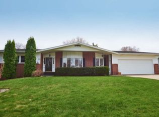 165 W Kohler St, Sun Prairie, WI 53590