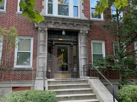 72 Kirkland St