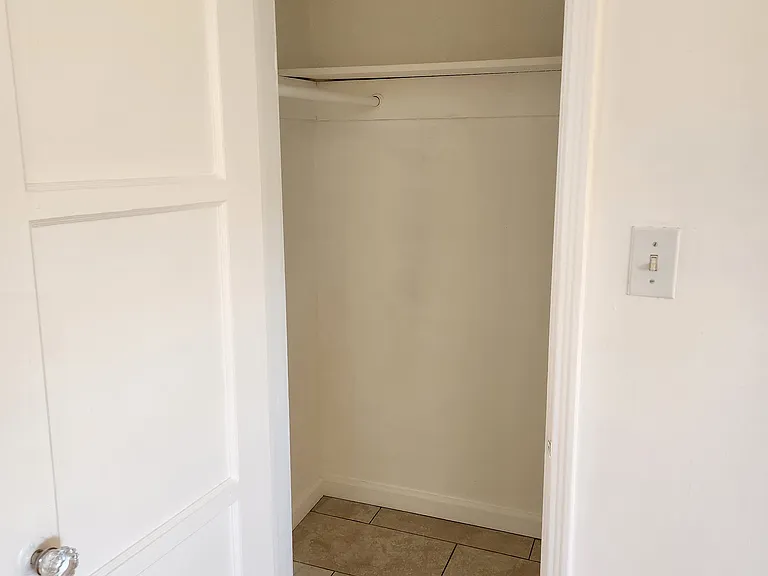 5209 Wilkinson Ave — Photo 5